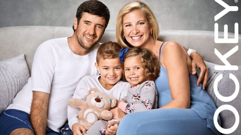 Breaking :Pro-golfer Bubba Watson, wife reveal difficult adoption process, hope to help others